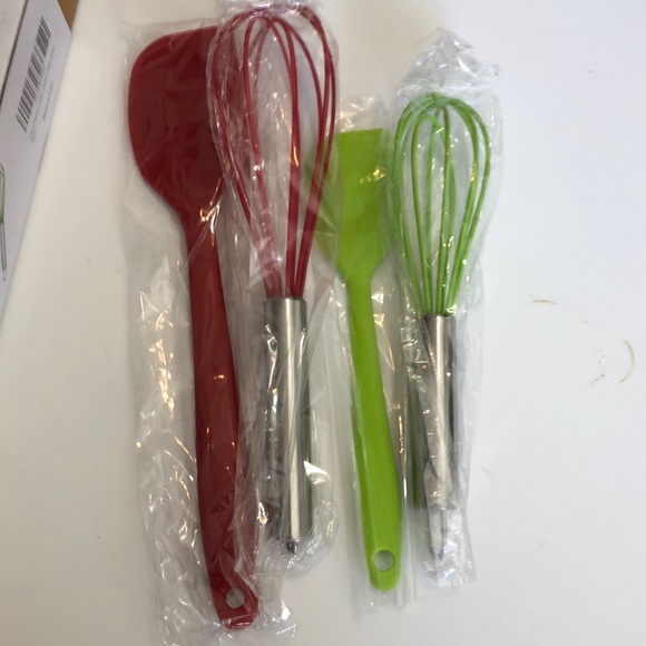 Spatula and Whisk set - Picture 2 of 4